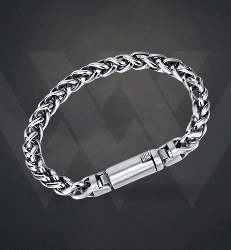 Sleek Voyager Link Bracelet