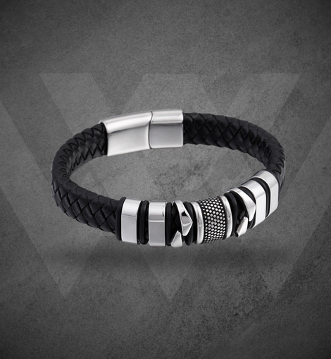 Sleek Odin’s Guard Leather Bracelet